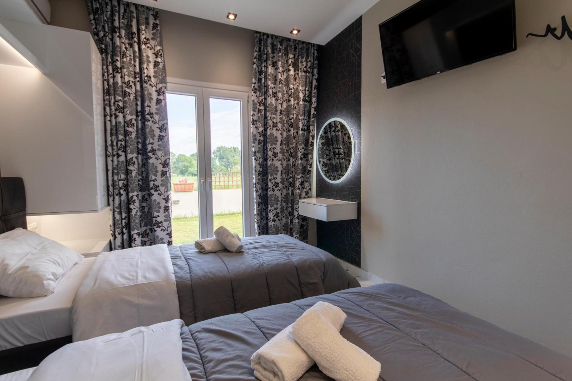 Evelina Luxury In Corfu * Ýpsos